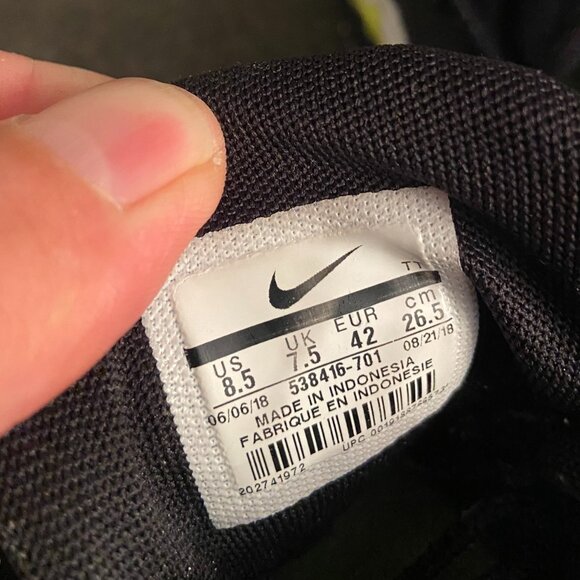 Nike Air Max 95 Premium 'Volt Glow' - Size 8.5 - Picture 8 of 10